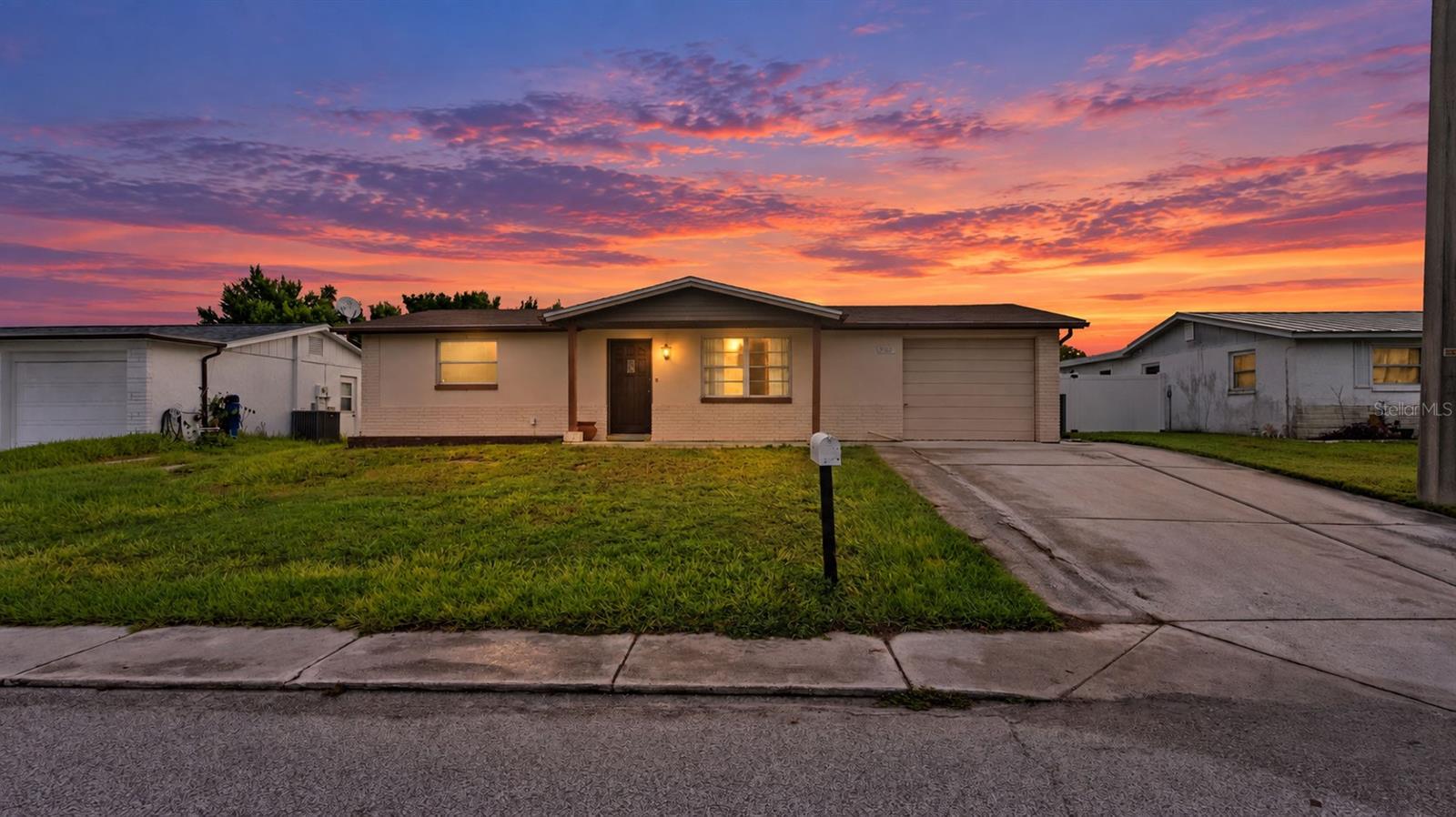 9310 LIDO LN