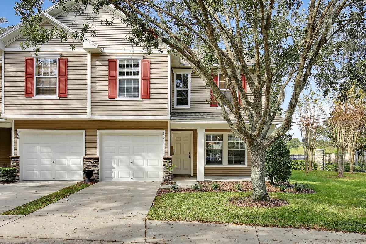 106 Sawtooth Dr, Valrico