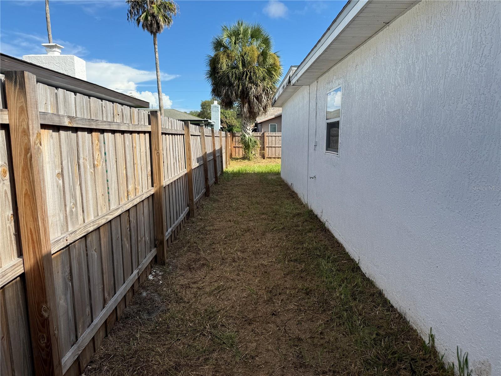 8611 LONGBOAT LN