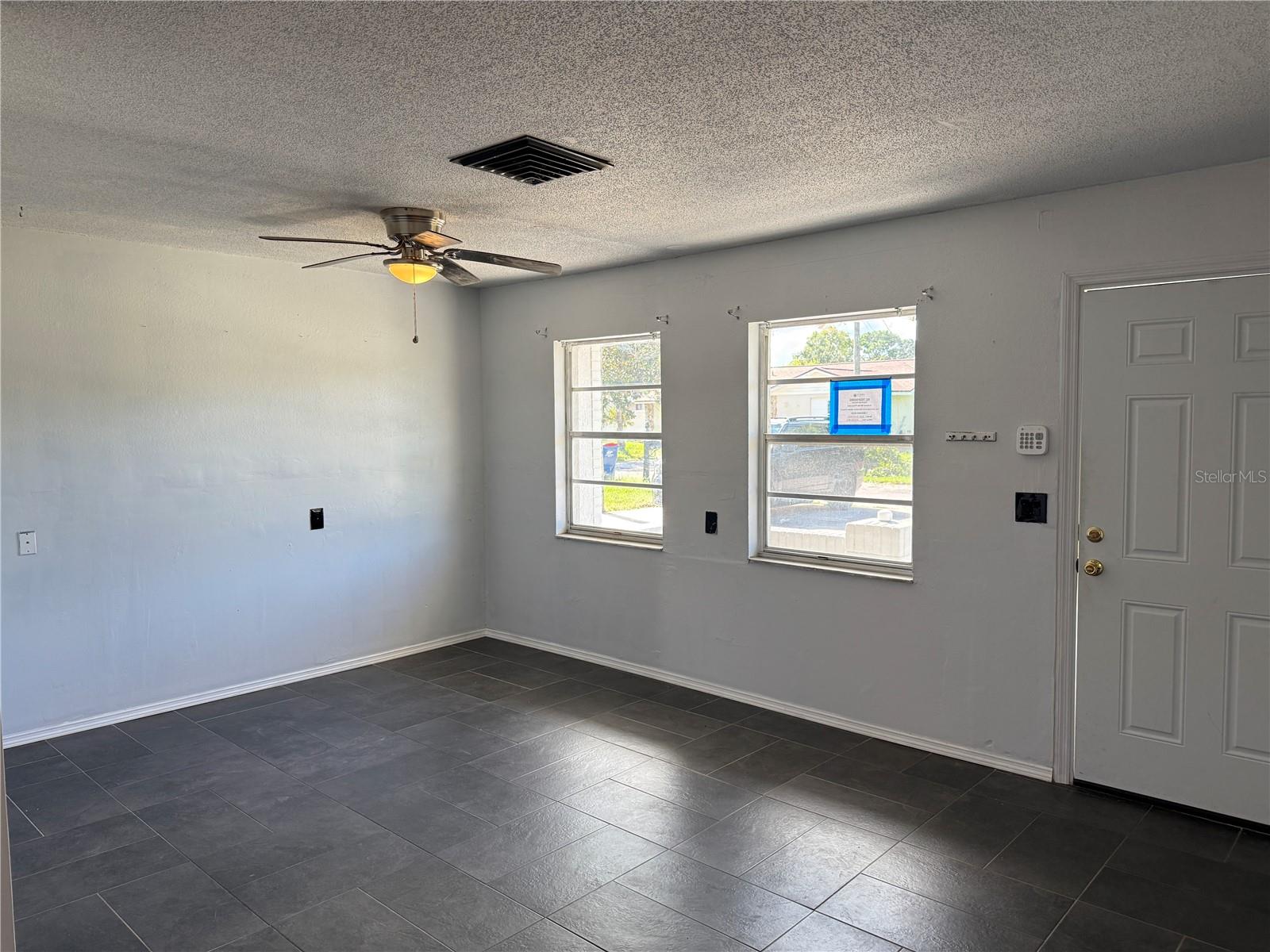 8611 LONGBOAT LN