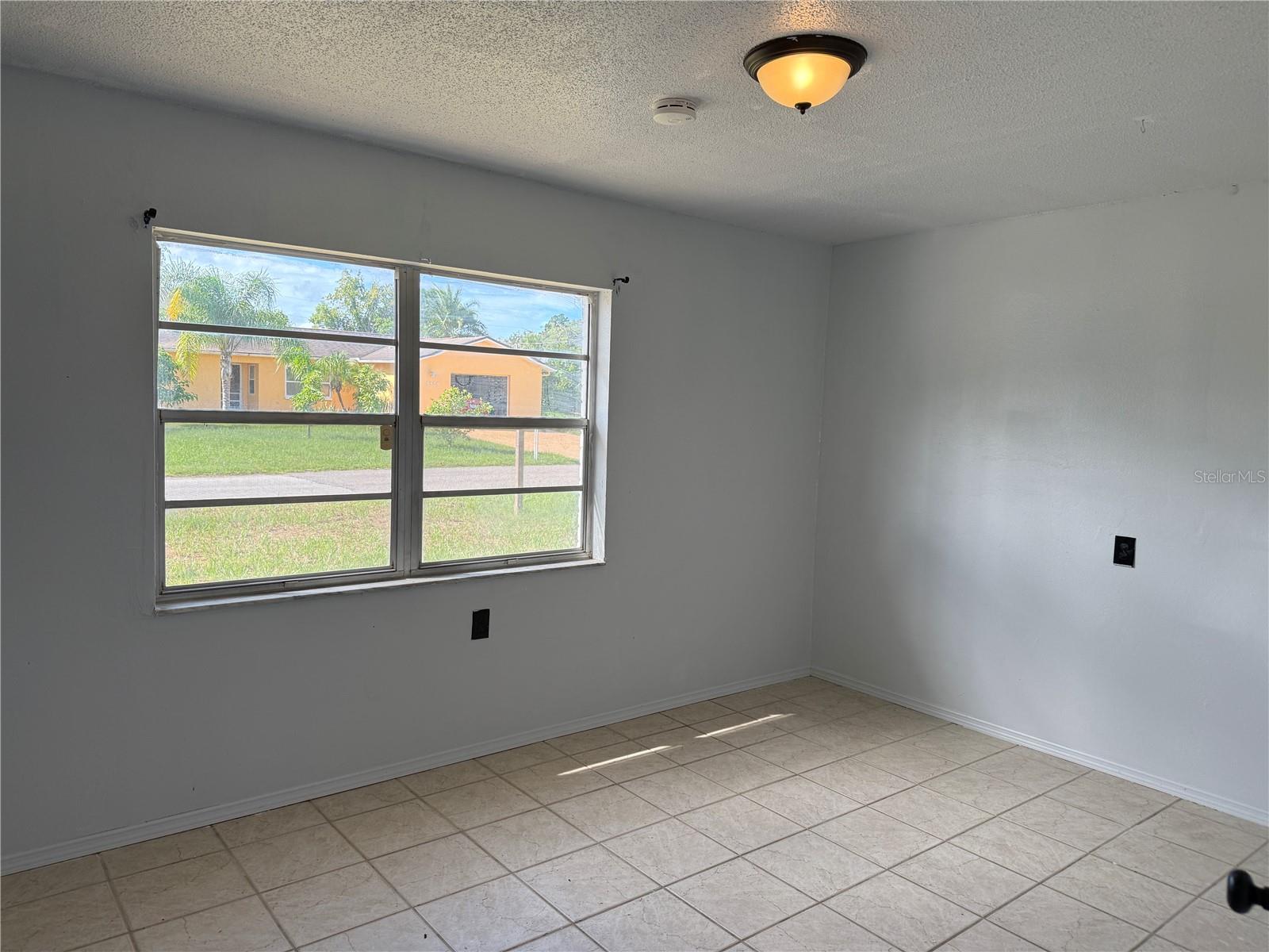 8611 LONGBOAT LN