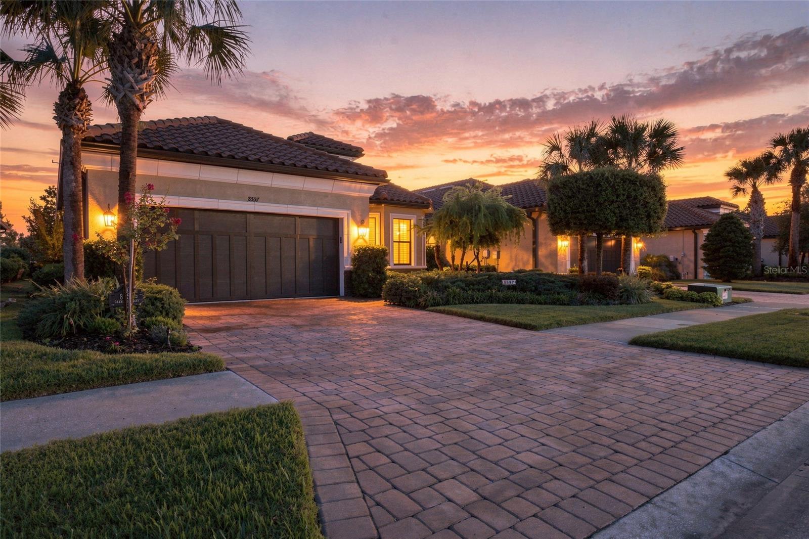 8557 GRAND ALBERATO RD