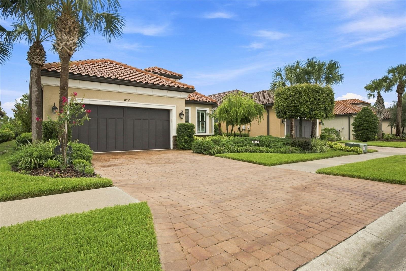 8557 GRAND ALBERATO RD