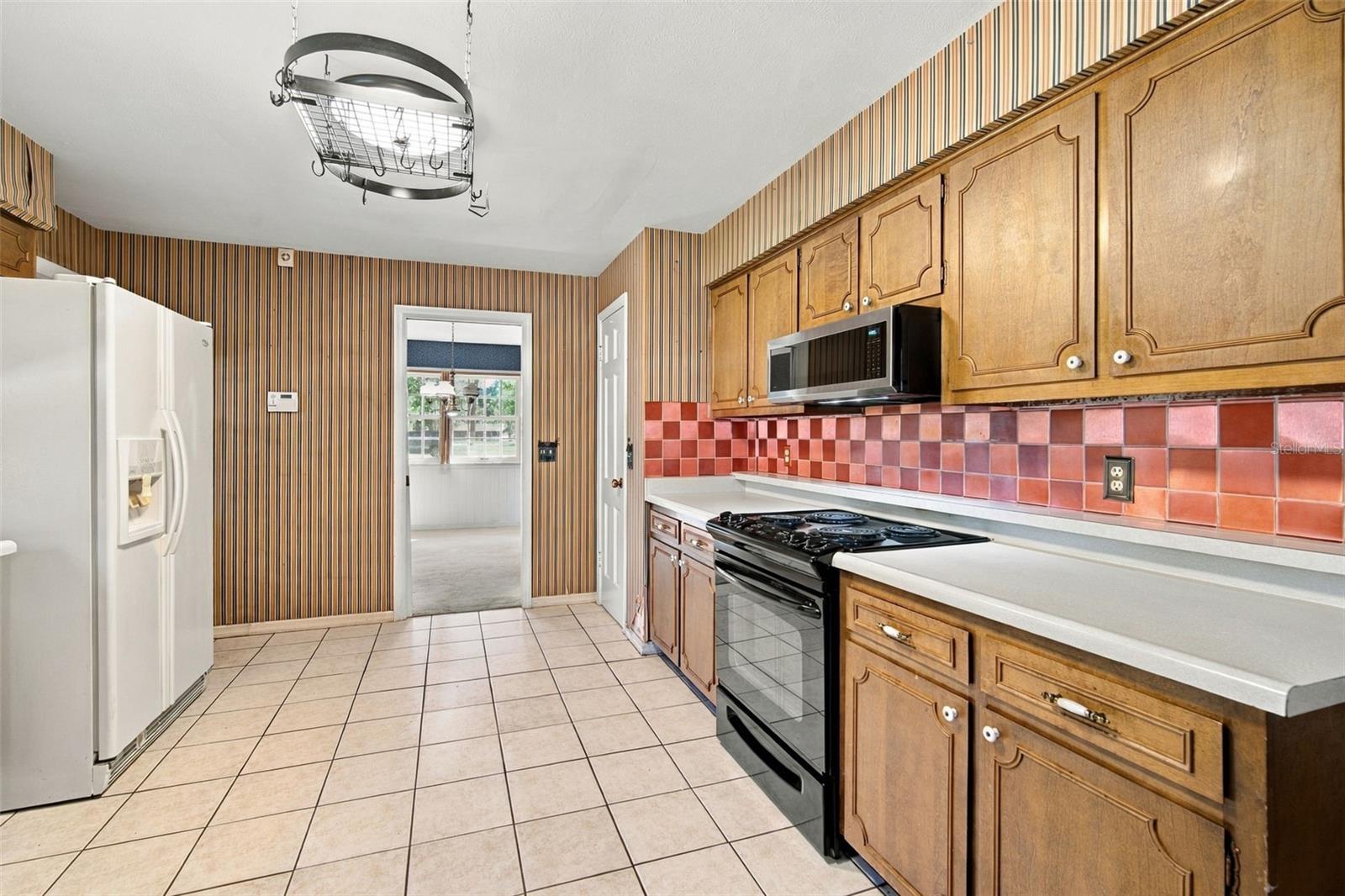409 EL GRECO DR