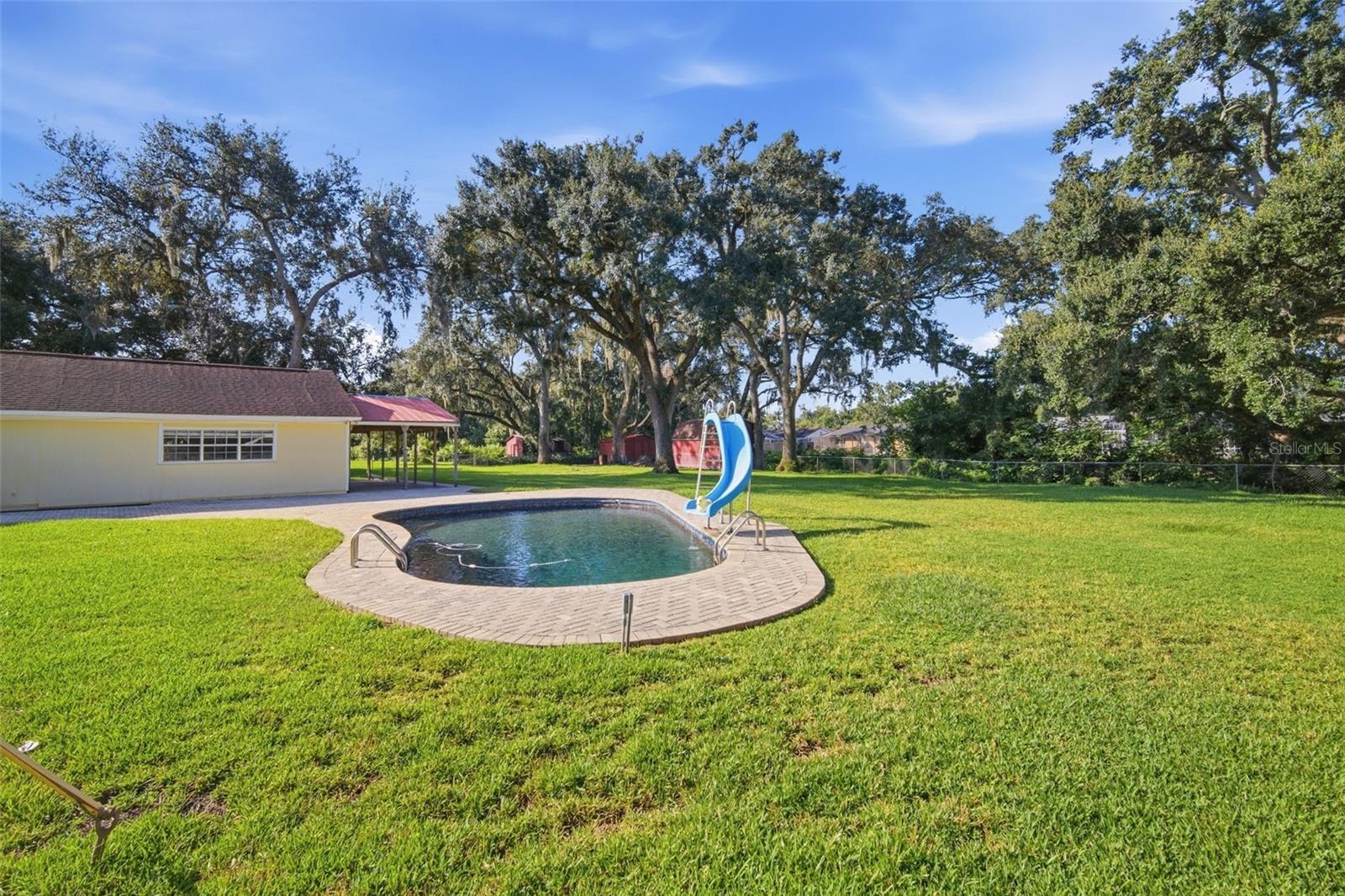 409 EL GRECO DR