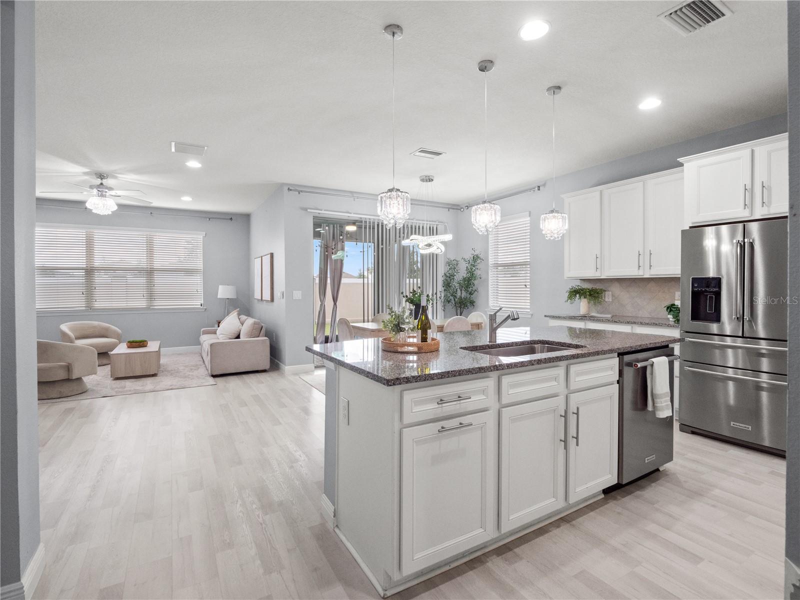 8190 OLIVE BROOK DR