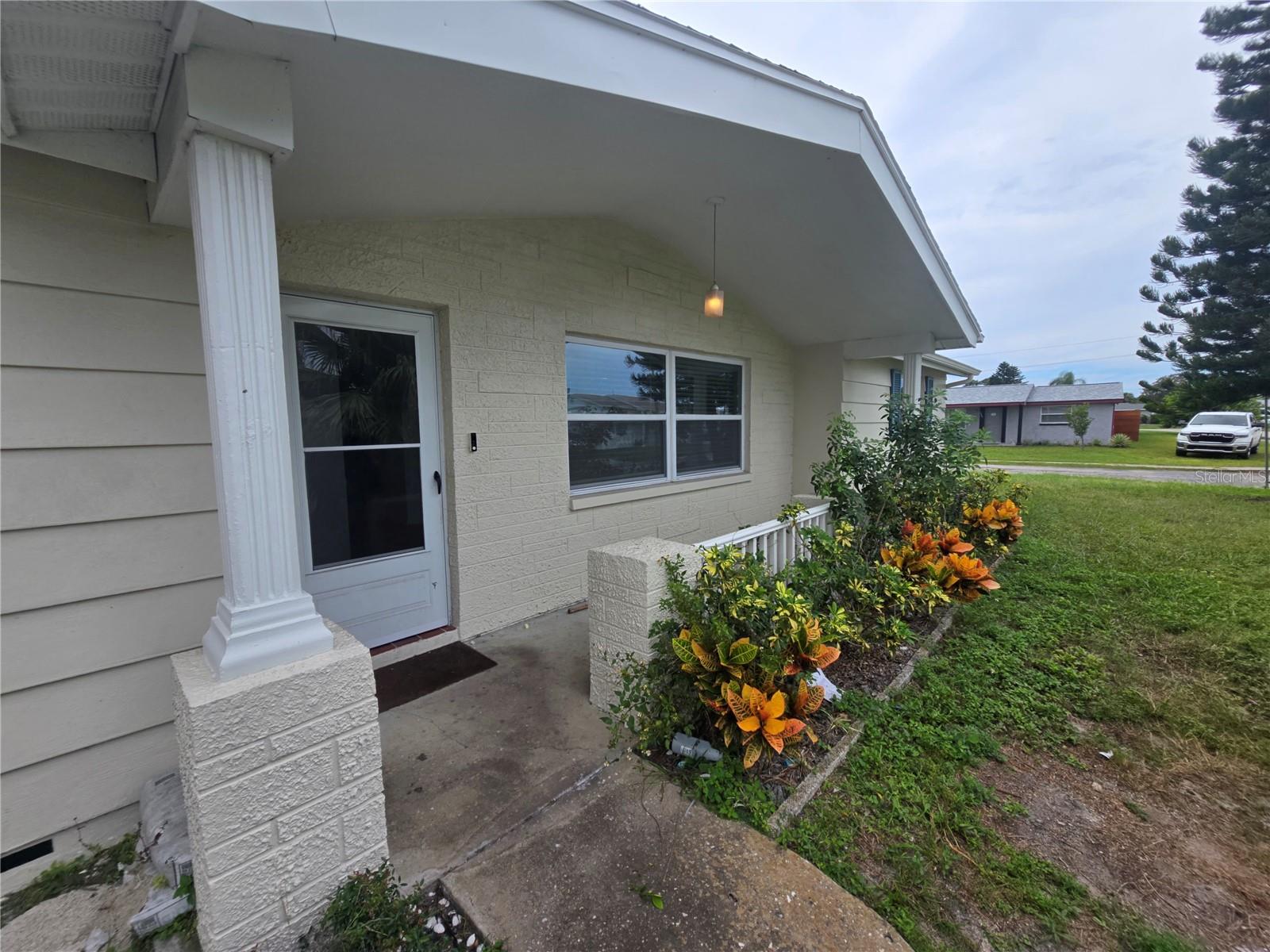 2055 NORFOLK DR