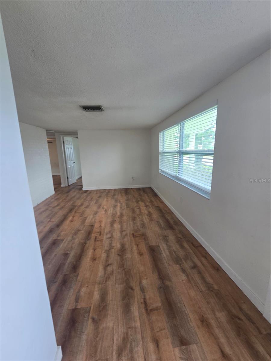 2055 NORFOLK DR