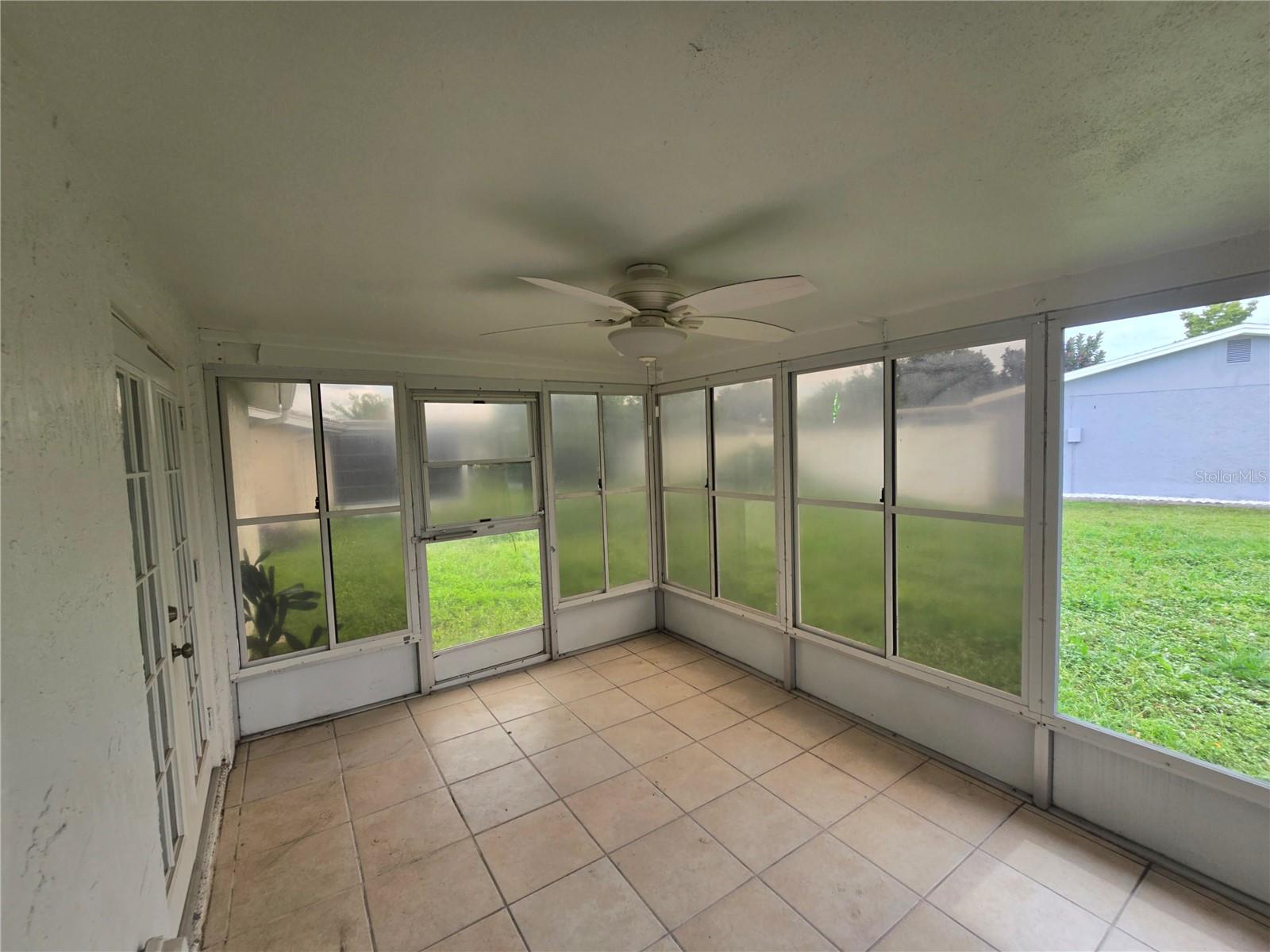 2055 NORFOLK DR