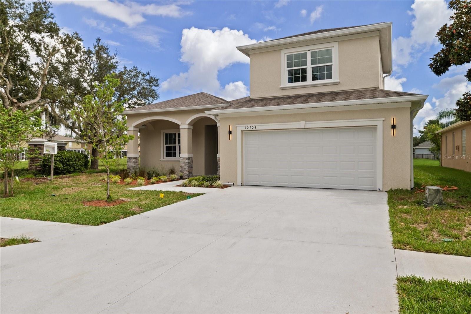10704 BANFIELD DR