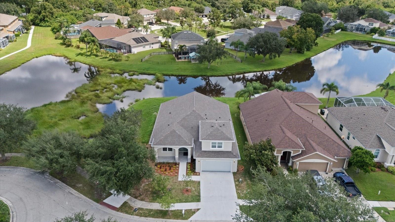 10704 BANFIELD DR