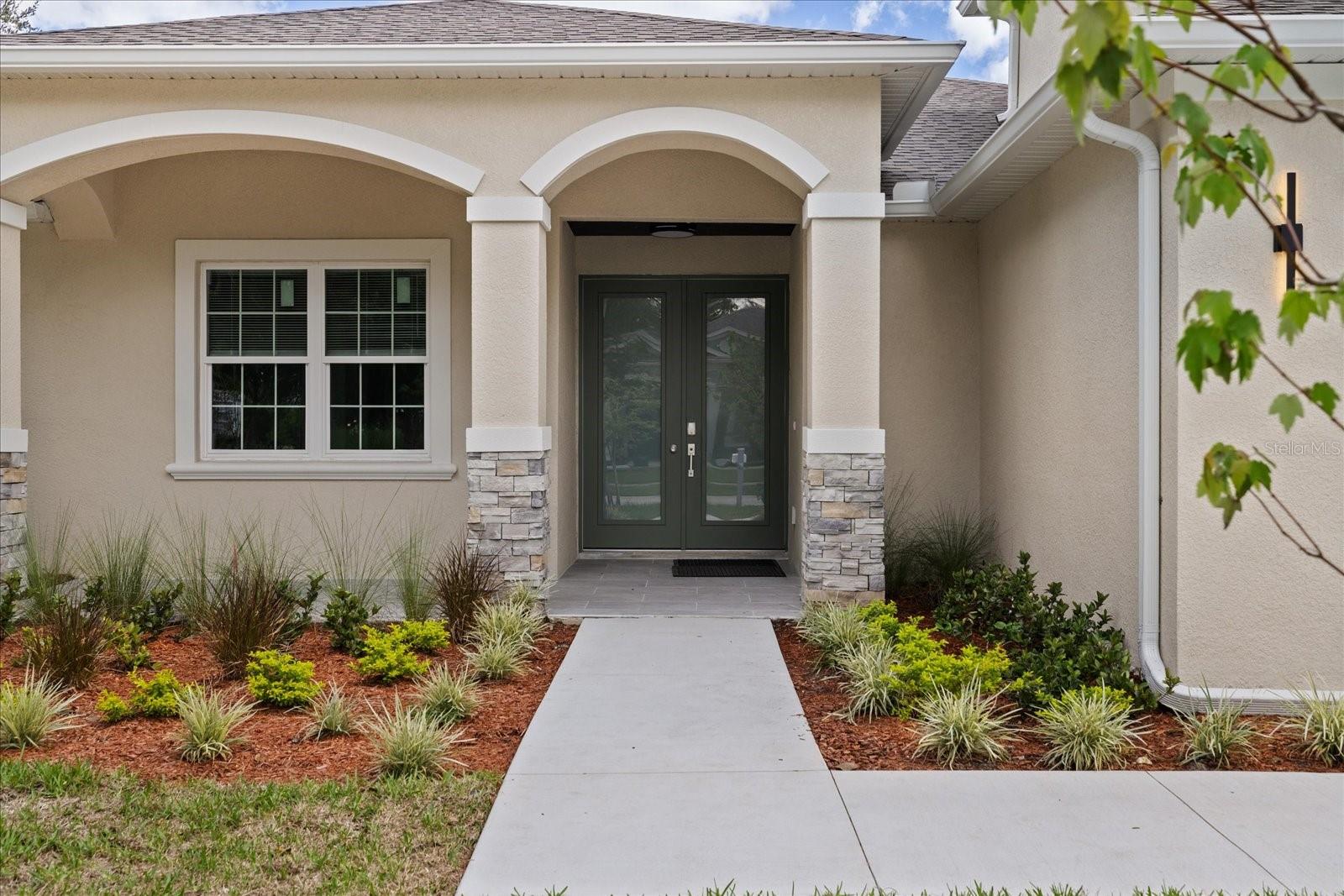 10704 BANFIELD DR