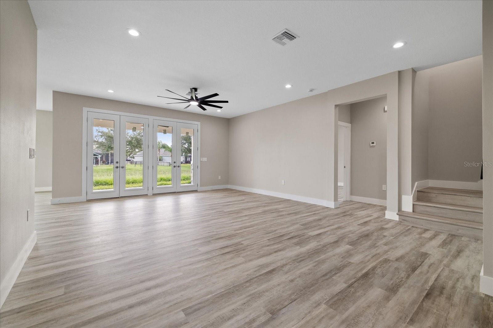 10704 BANFIELD DR