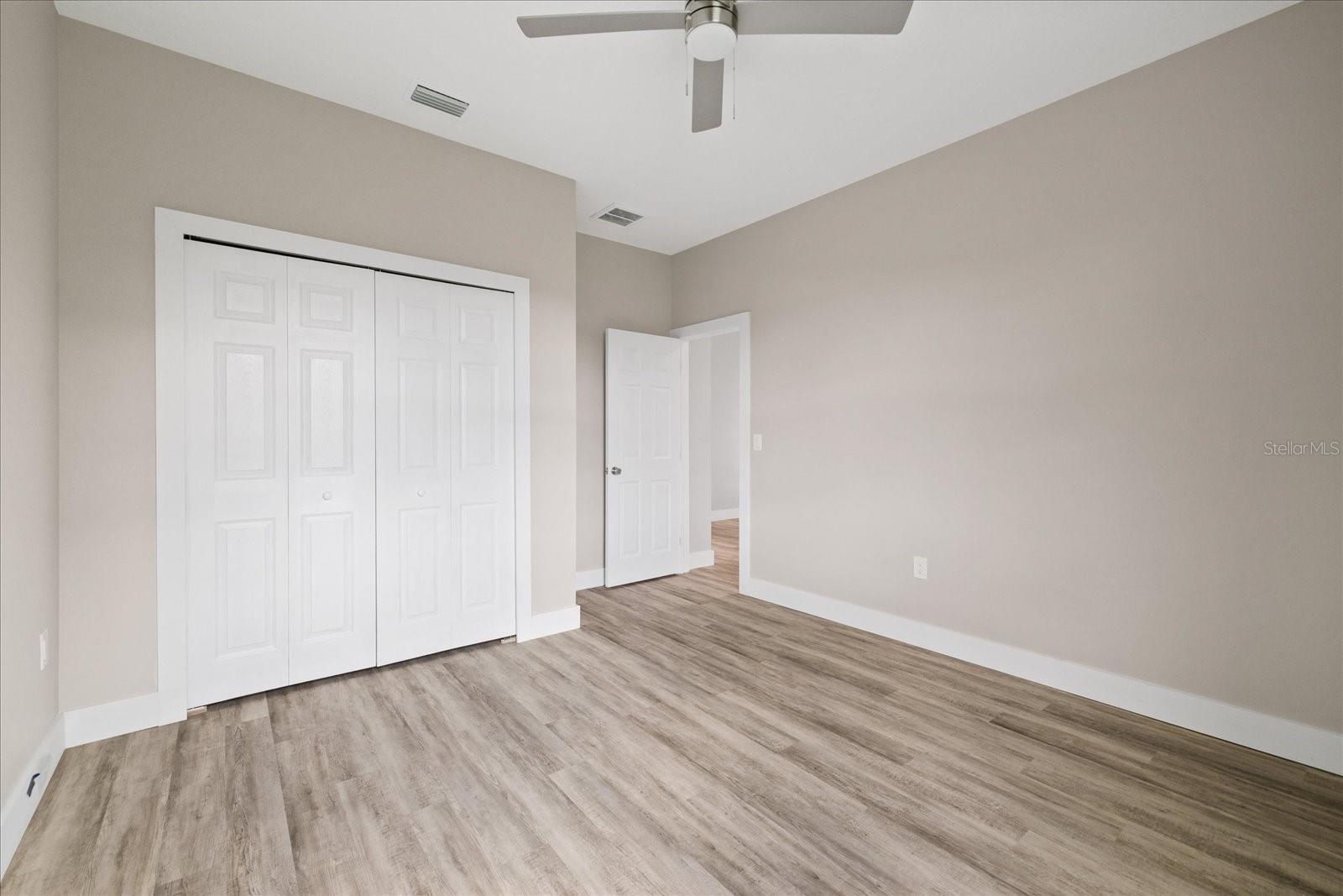 10704 BANFIELD DR