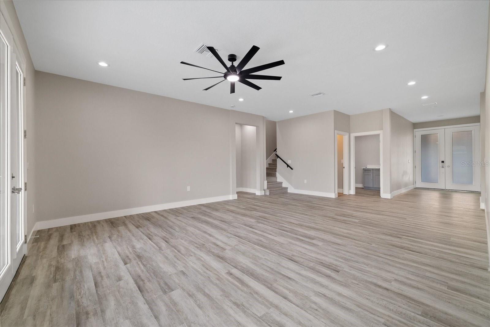 10704 BANFIELD DR