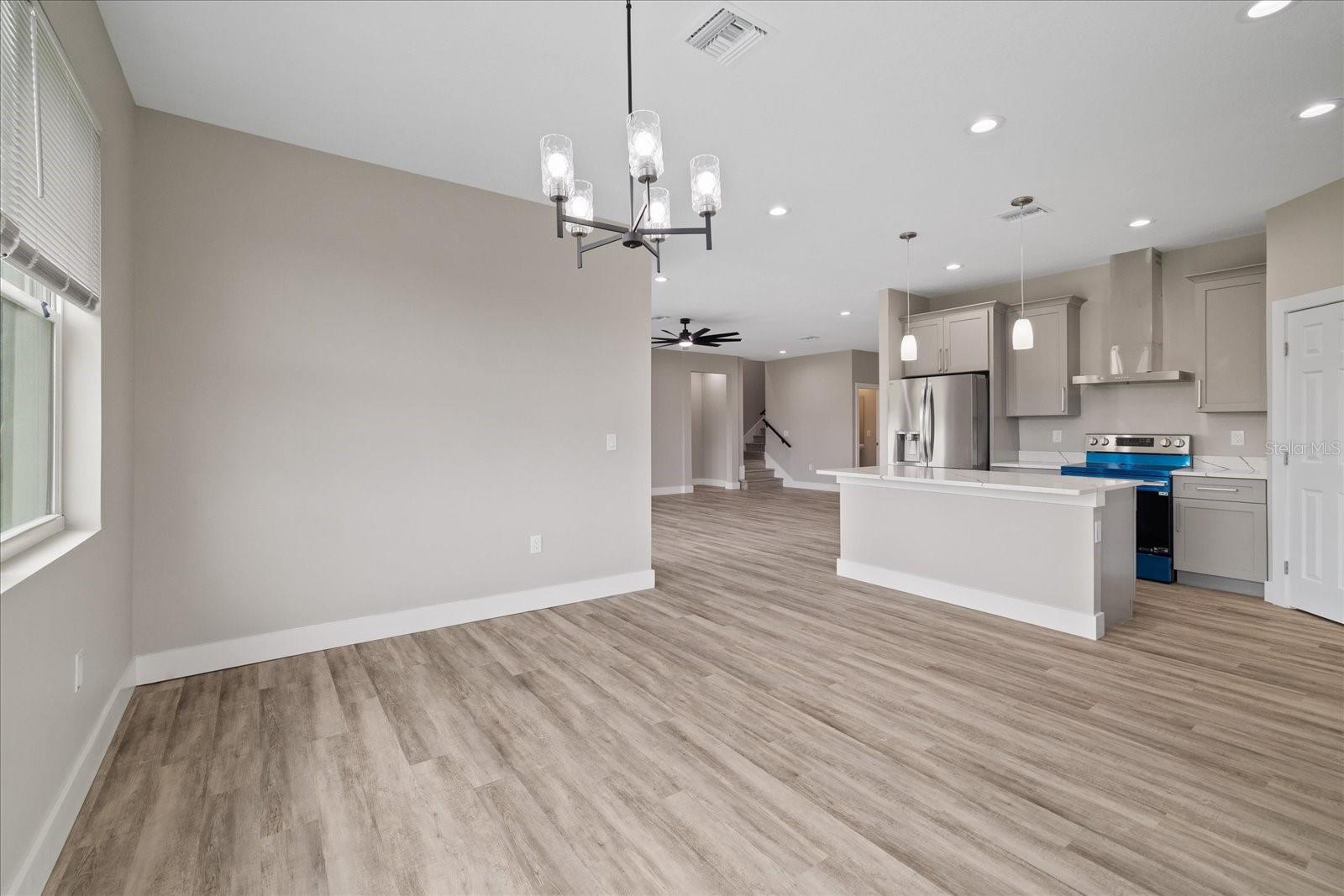 10704 BANFIELD DR