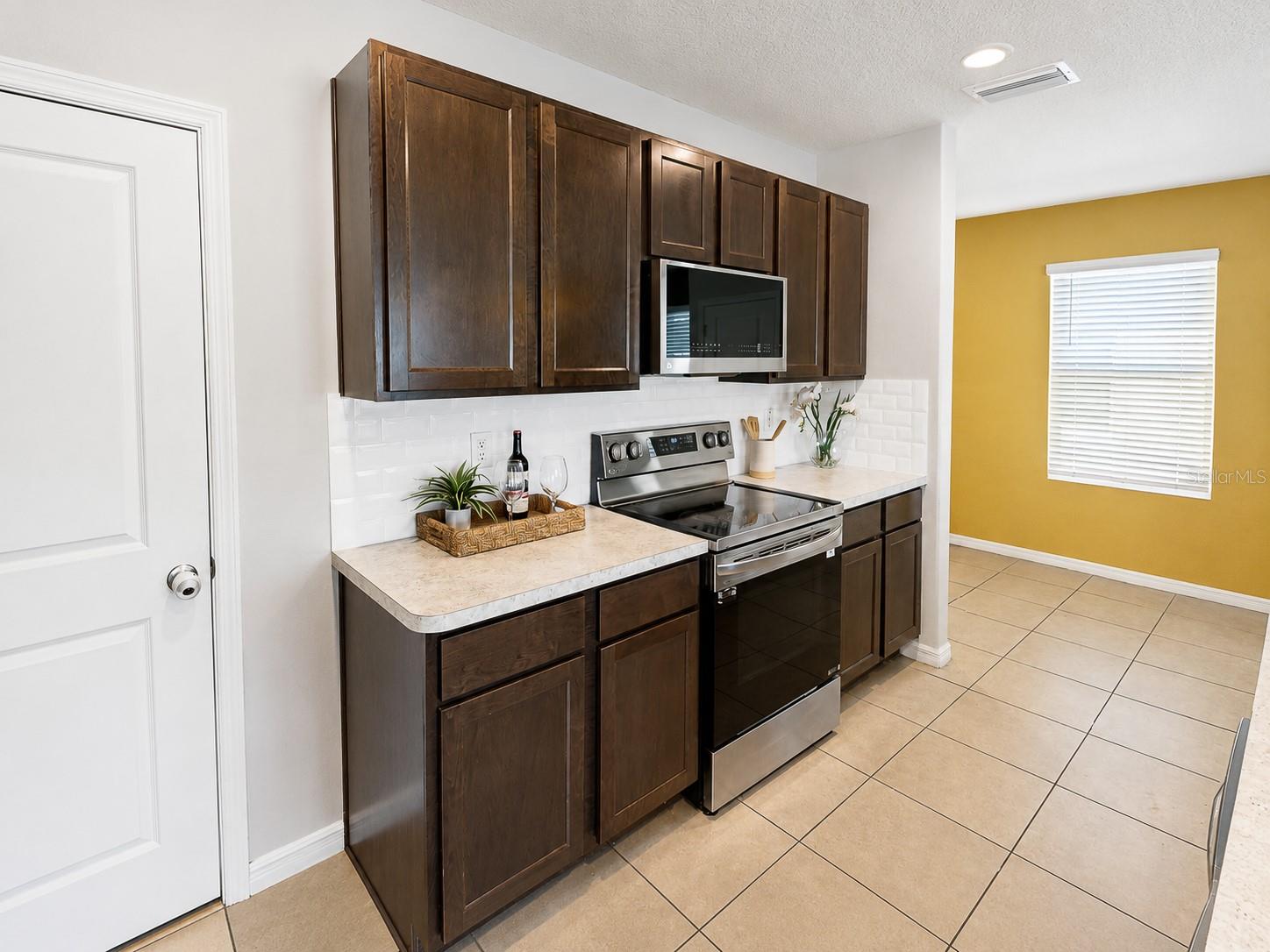 10153 GEESE TRAIL CIR