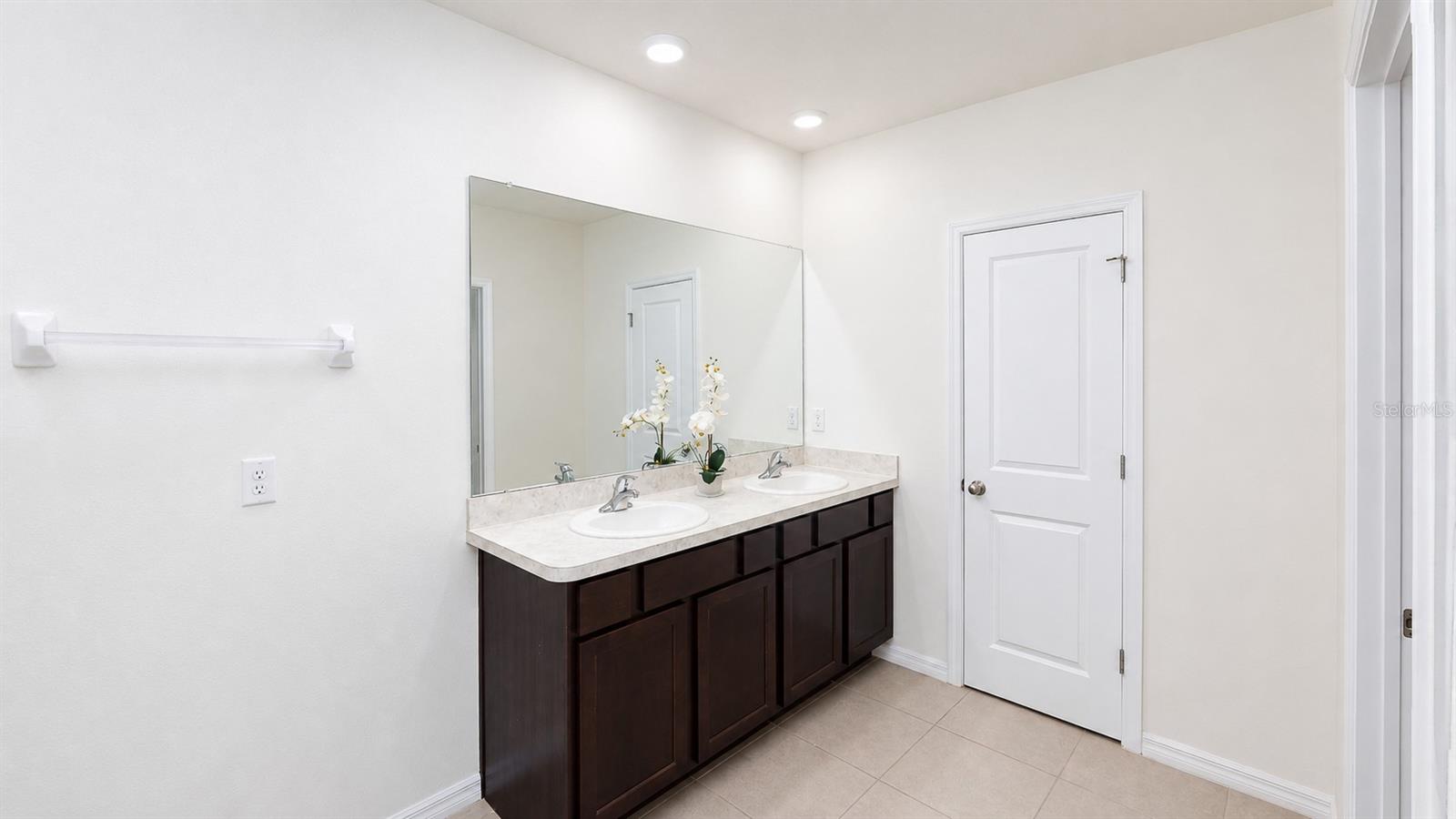 10153 GEESE TRAIL CIR