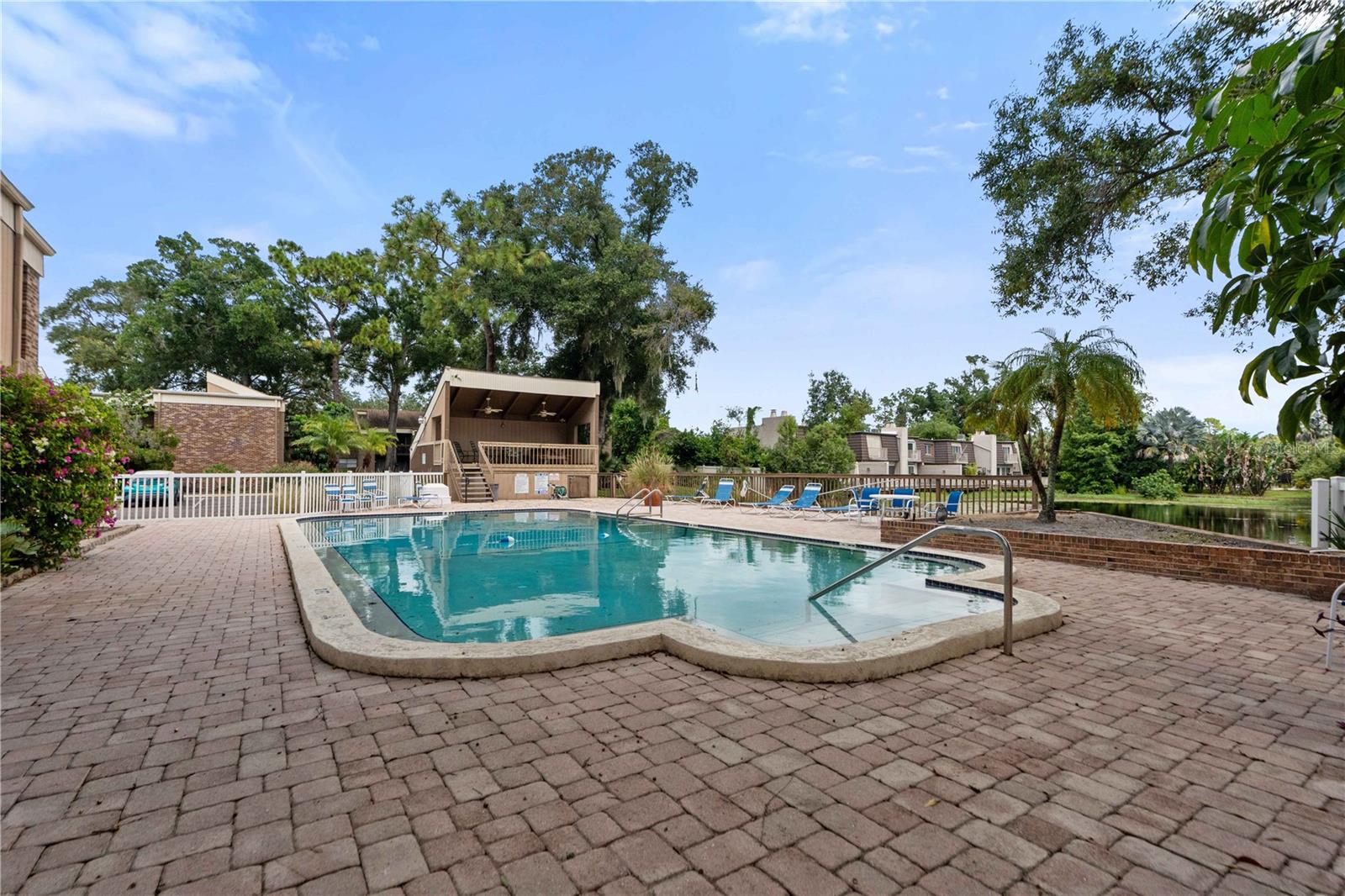 10455 CARROLLBROOK CT #114