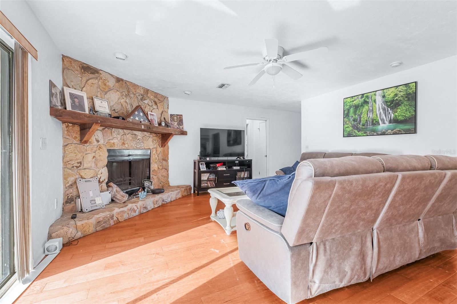 23414 CHERBOURG LOOP