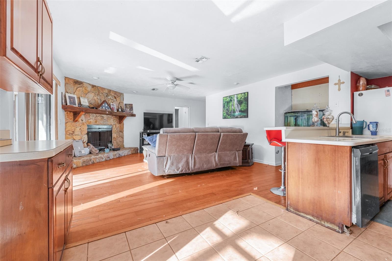 23414 CHERBOURG LOOP