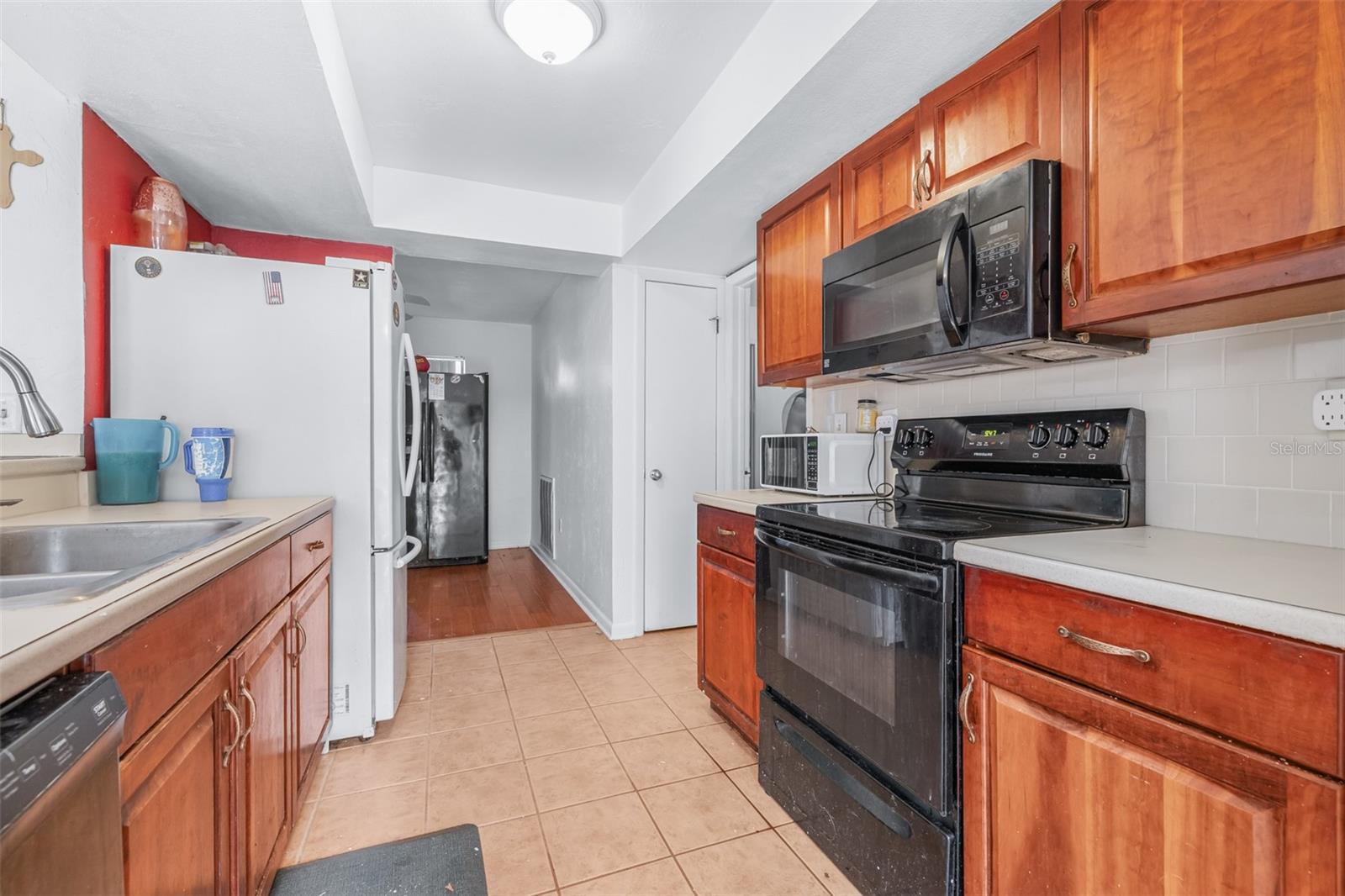 23414 CHERBOURG LOOP