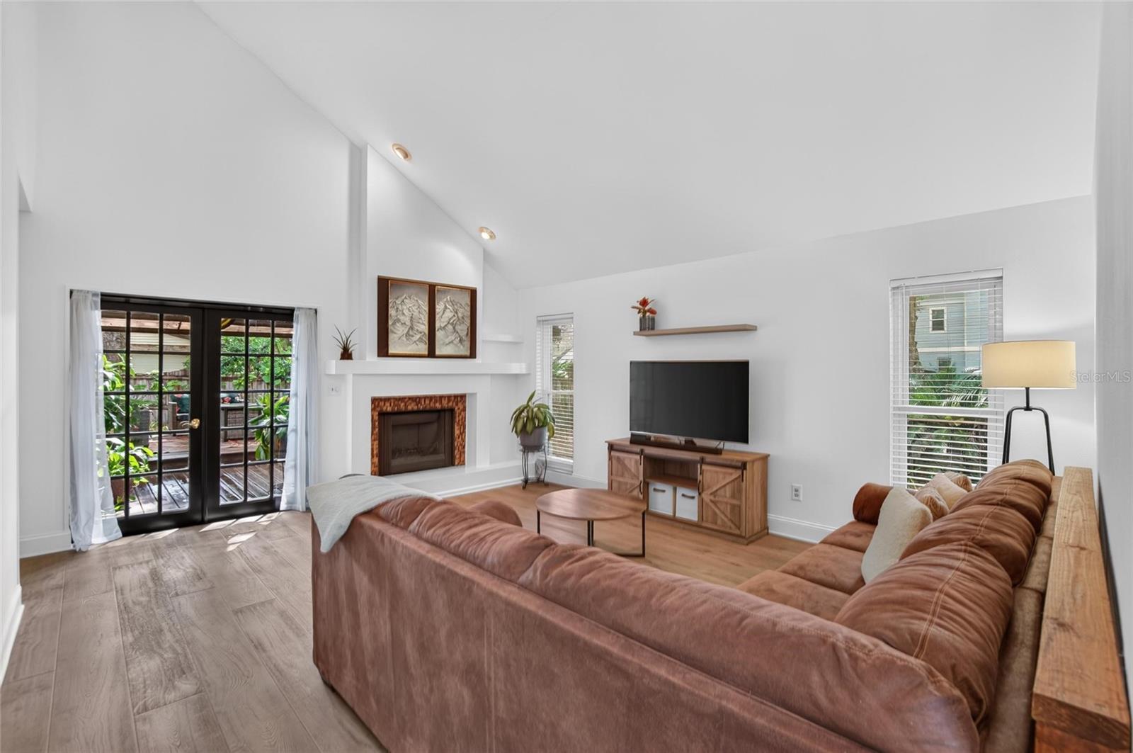 3721 VILLAGE ESTATES PL