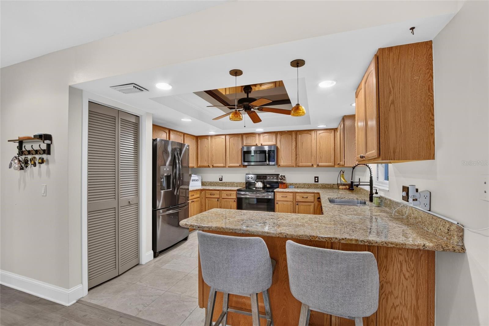3721 VILLAGE ESTATES PL