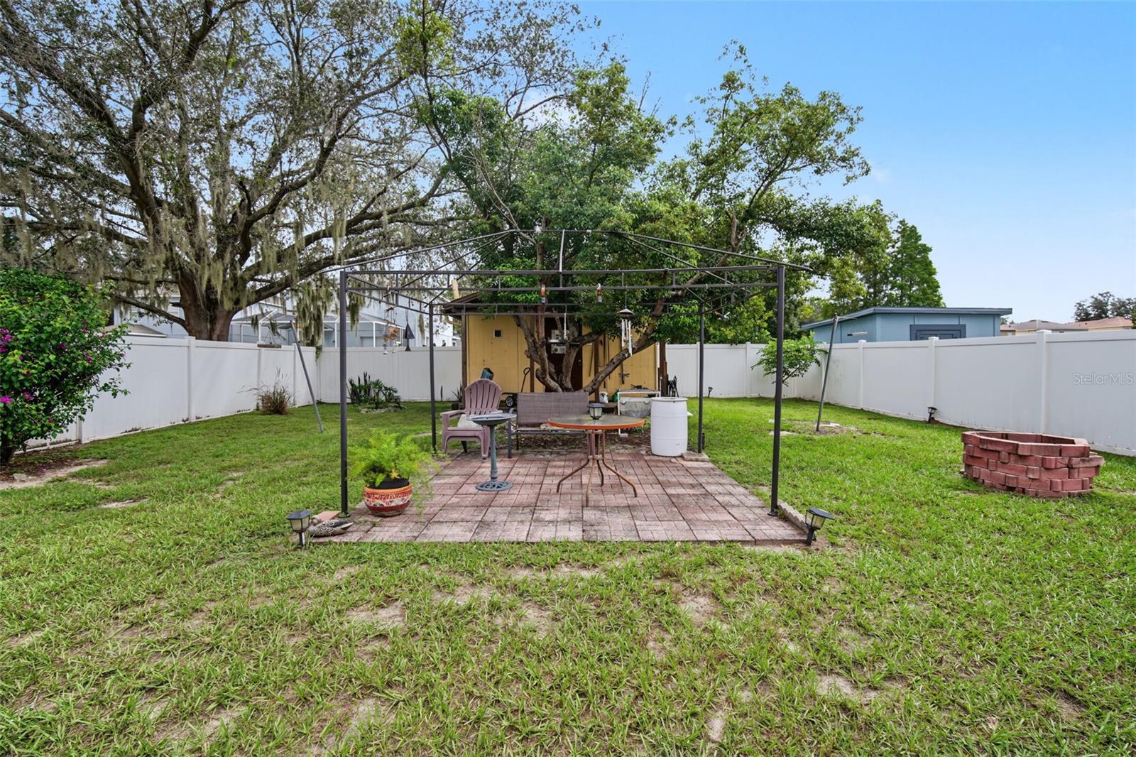 10251 ALLENWOOD DR