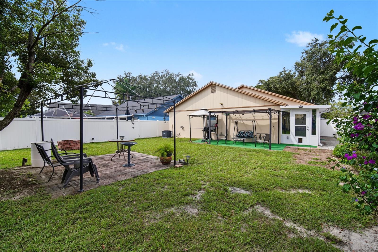 10251 ALLENWOOD DR