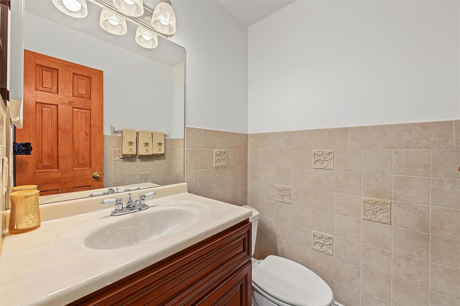 8239 VASSAR CIR