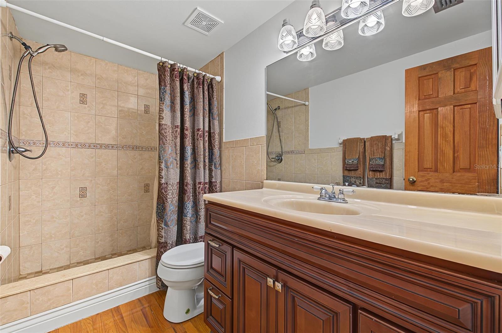 8239 VASSAR CIR