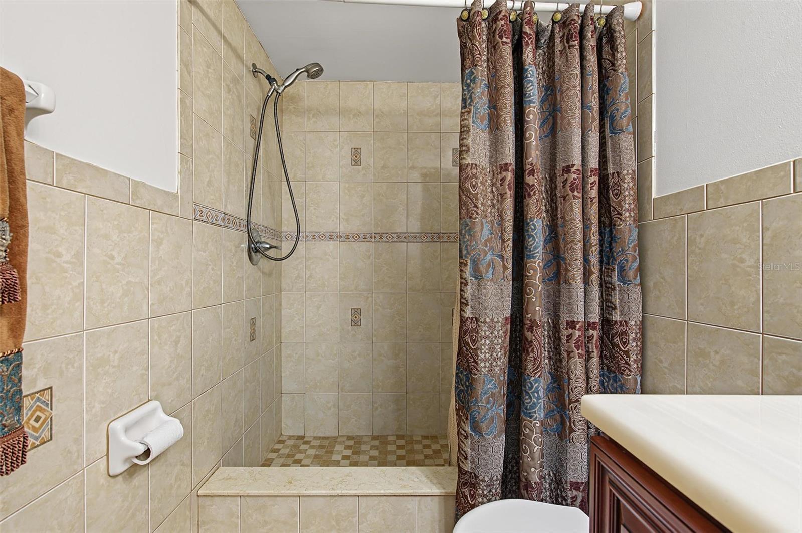 8239 VASSAR CIR