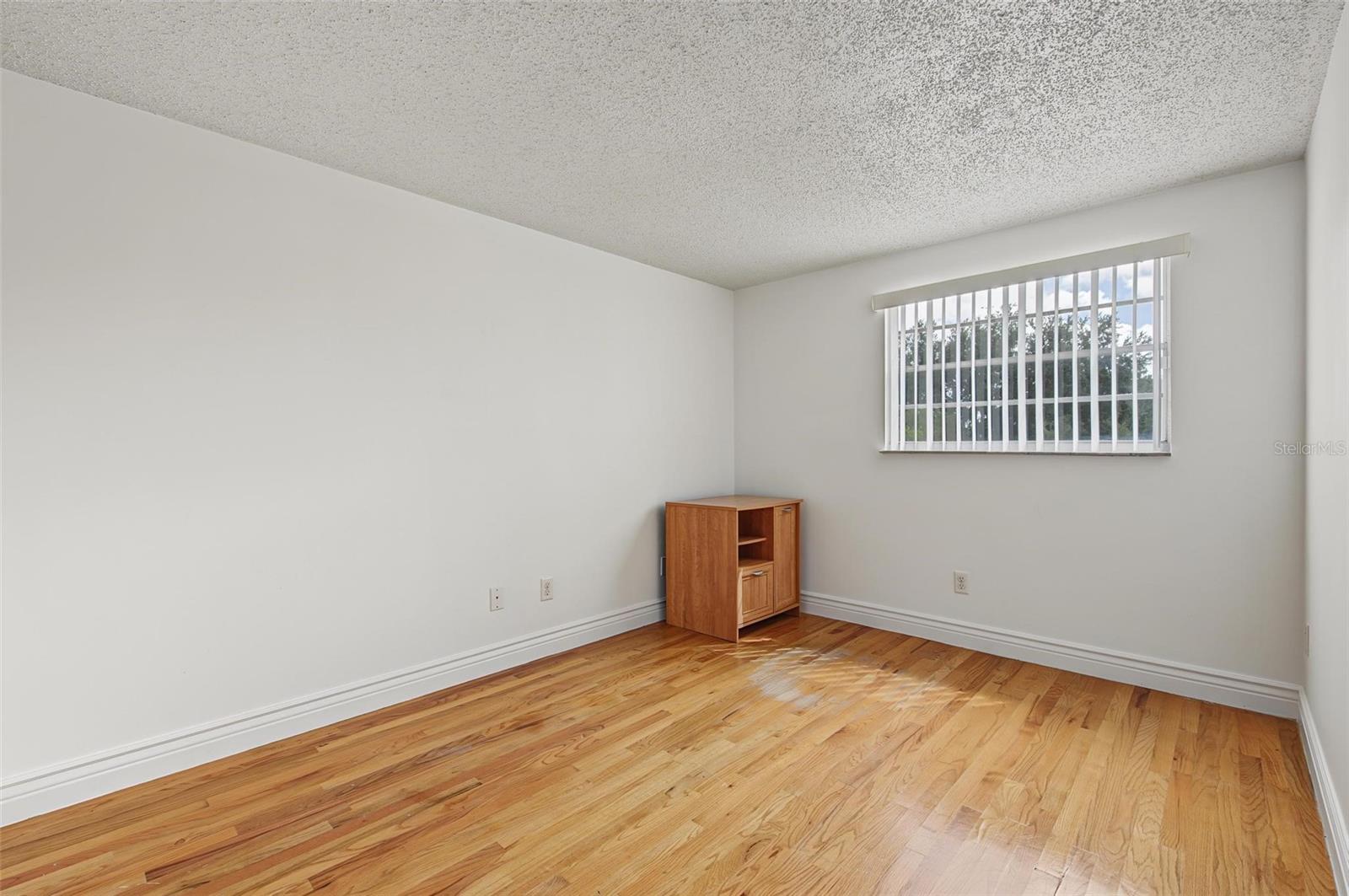 8239 VASSAR CIR