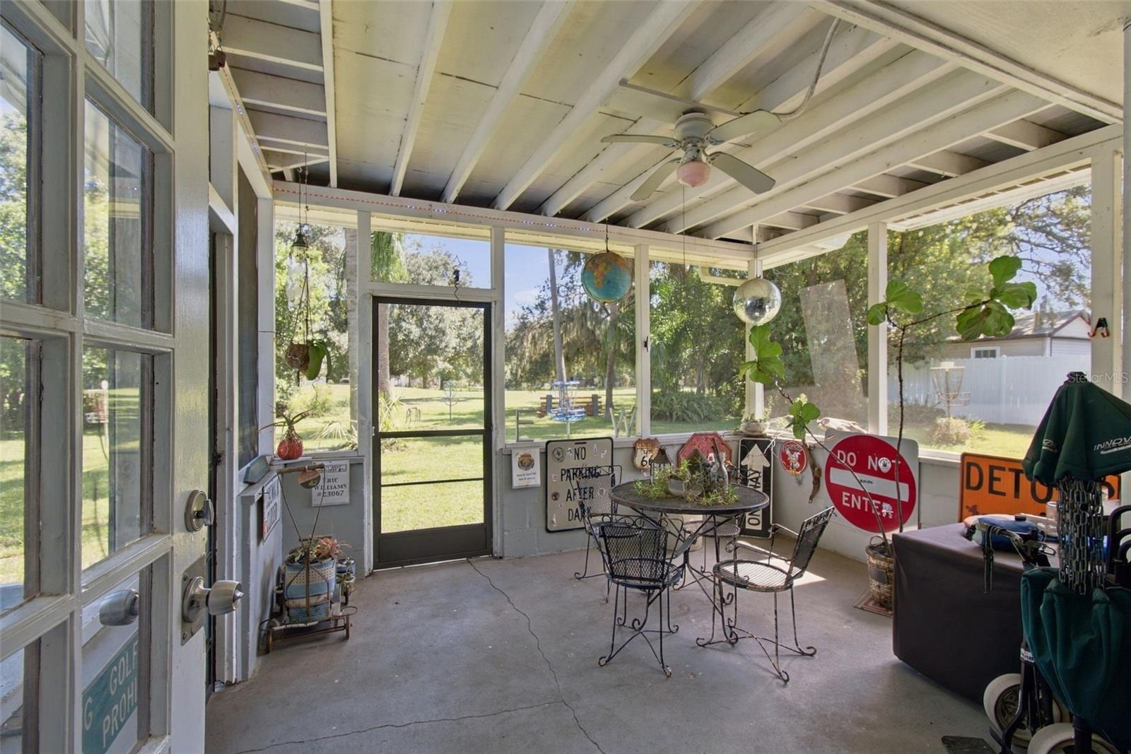 10803 N OREGON CIR
