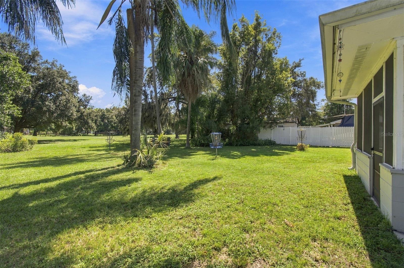 10803 N OREGON CIR