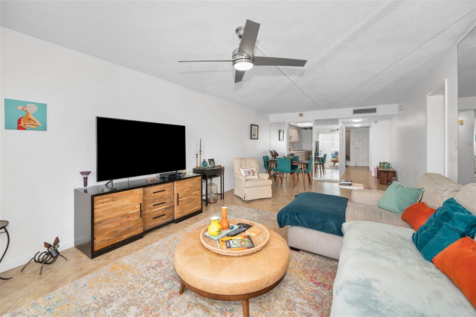622 EDGEWATER DR #523