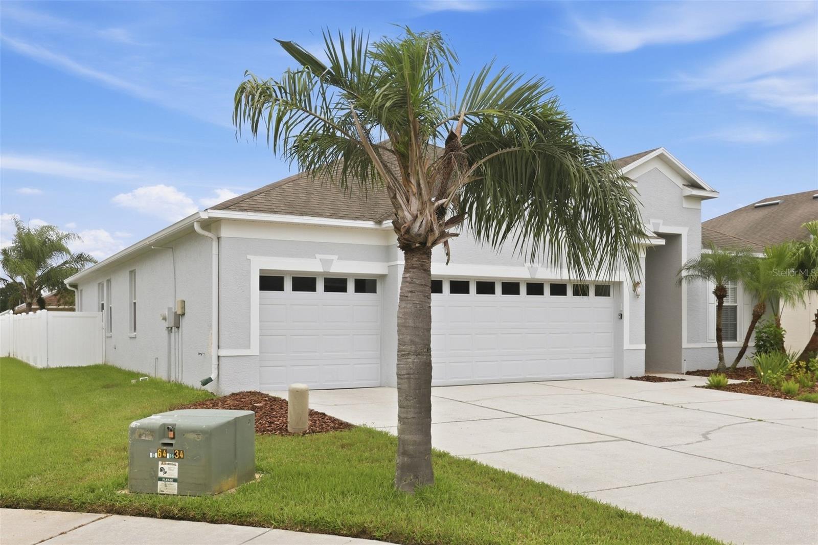 1028 APPIAN PL