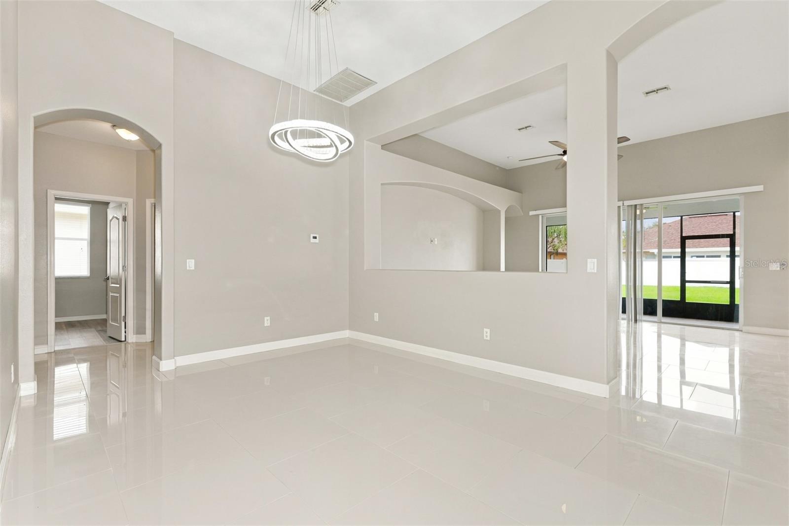 1028 APPIAN PL