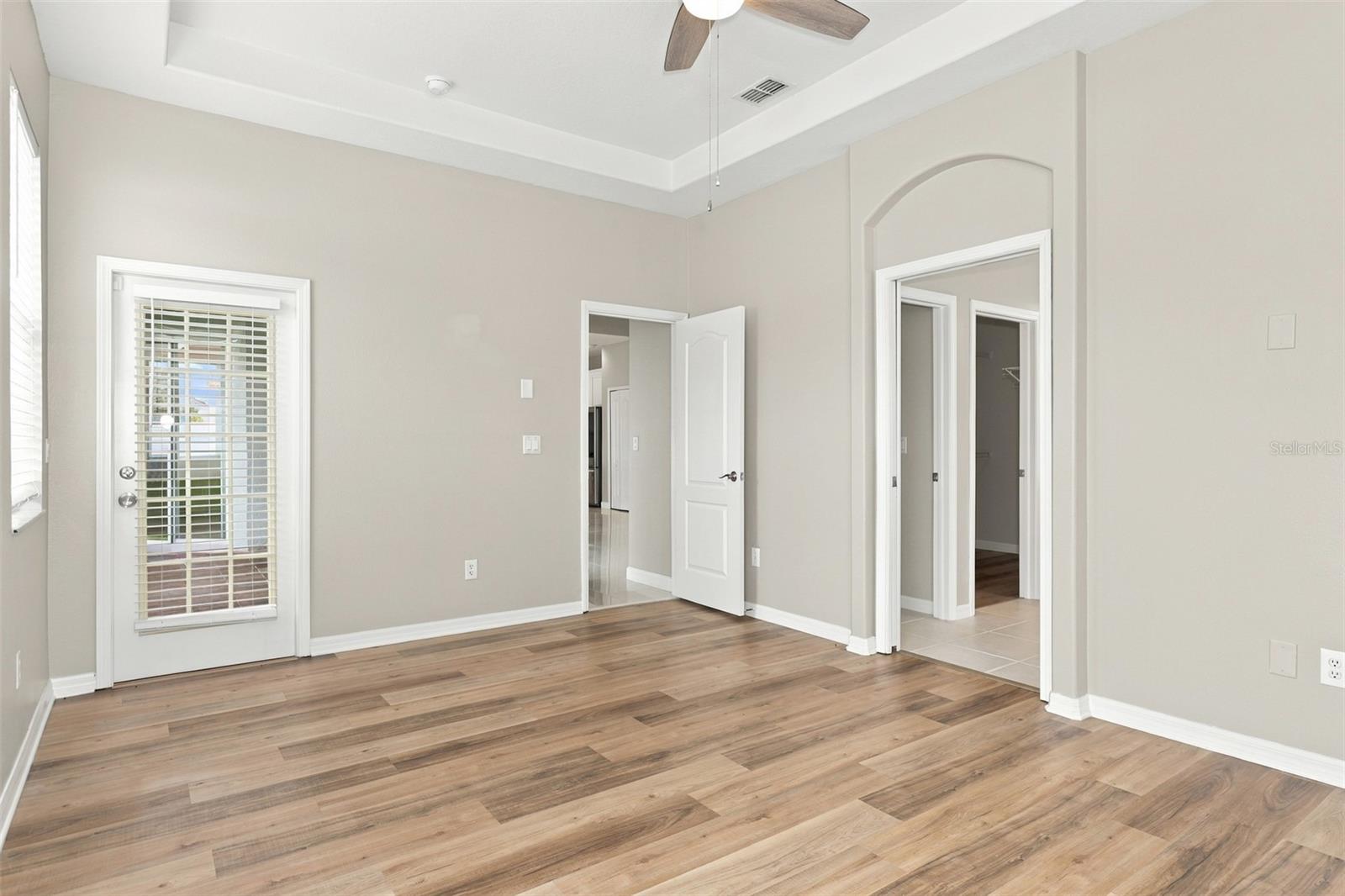 1028 APPIAN PL