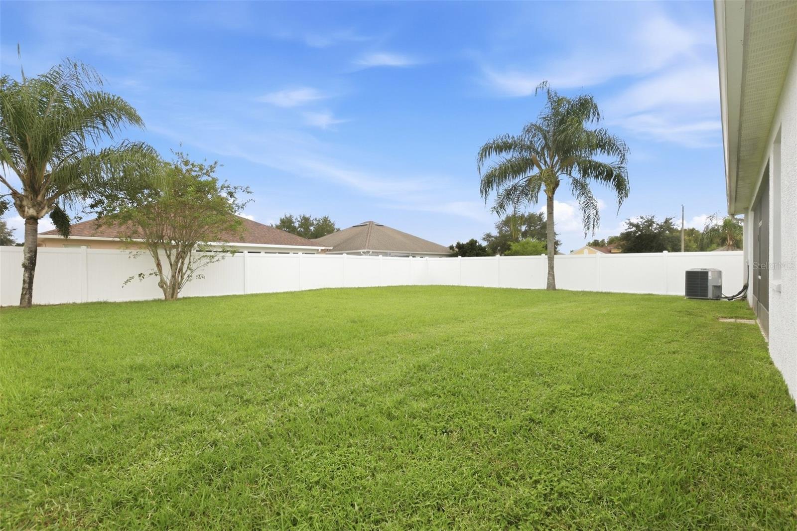 1028 APPIAN PL