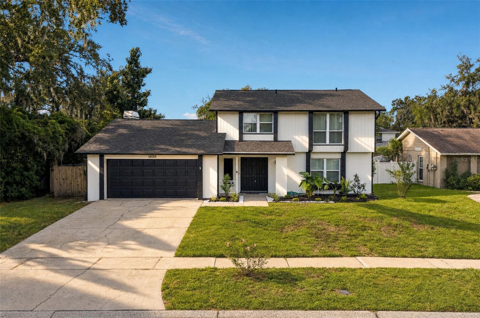 6107 Oak Fern Ct, Temple Terrace