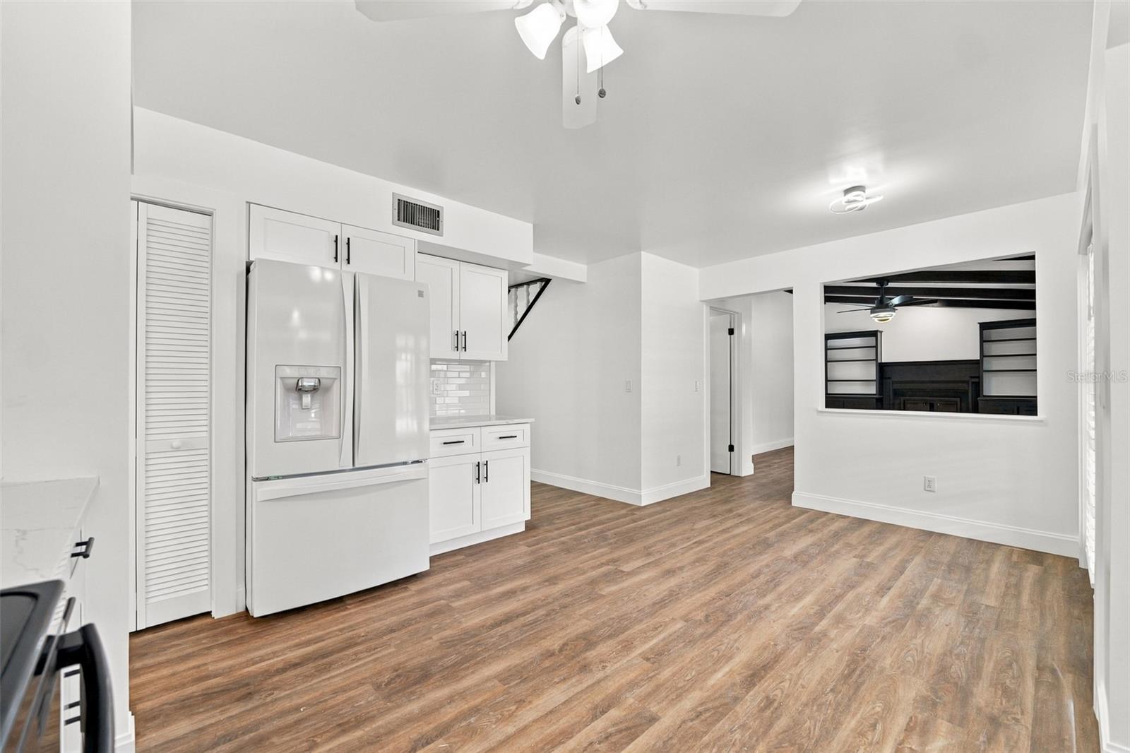 6107 OAK FERN CT