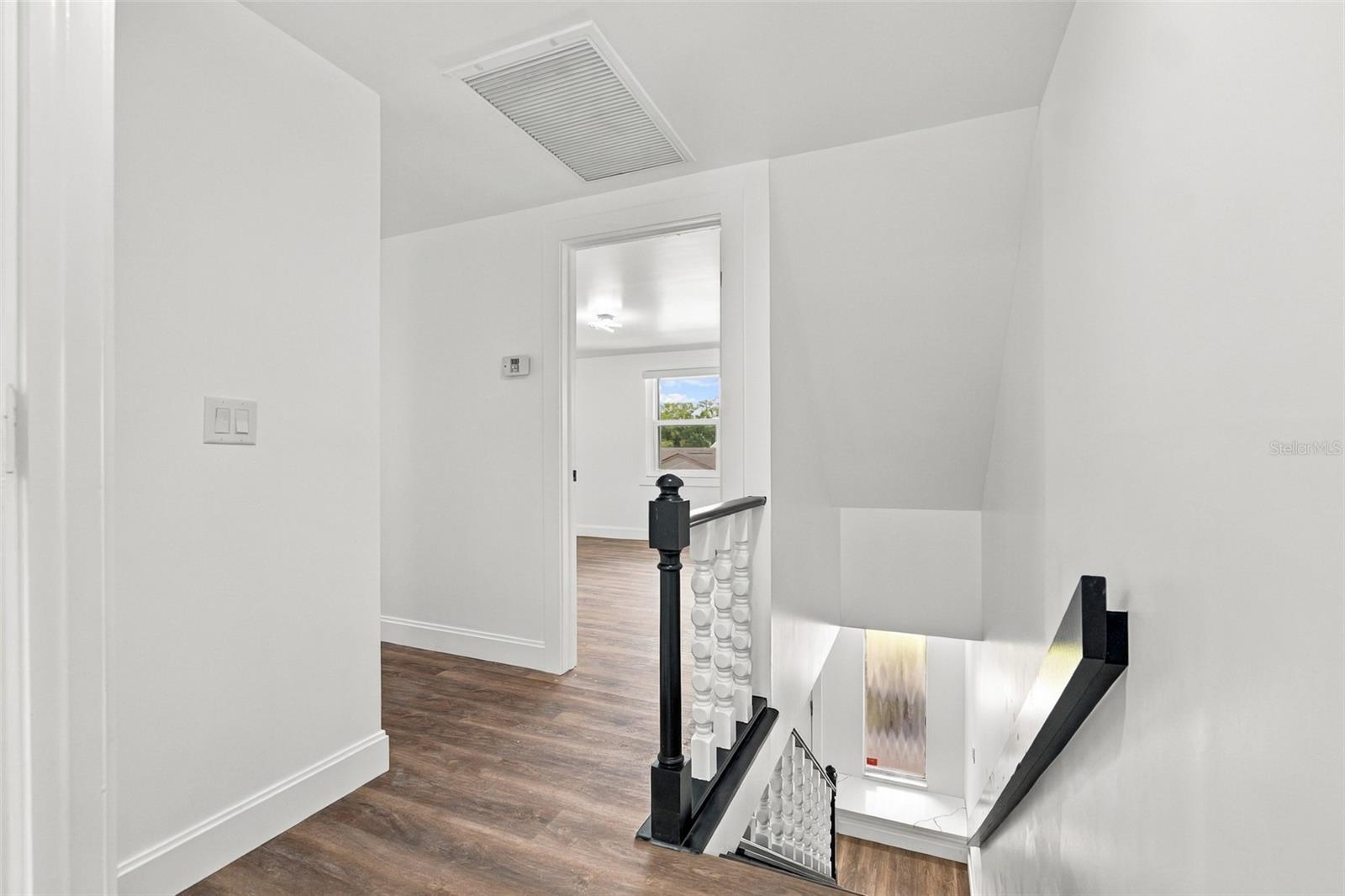6107 OAK FERN CT