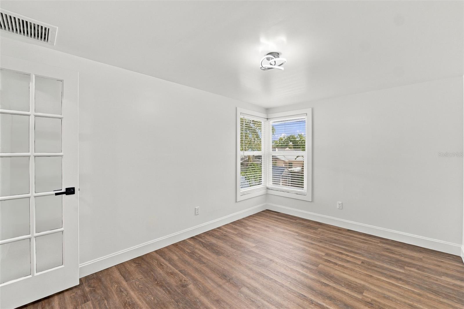 6107 OAK FERN CT