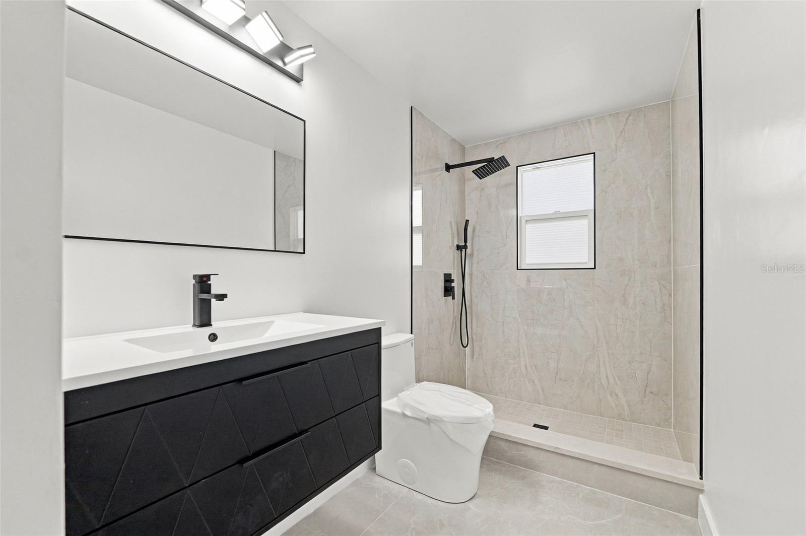 6107 OAK FERN CT