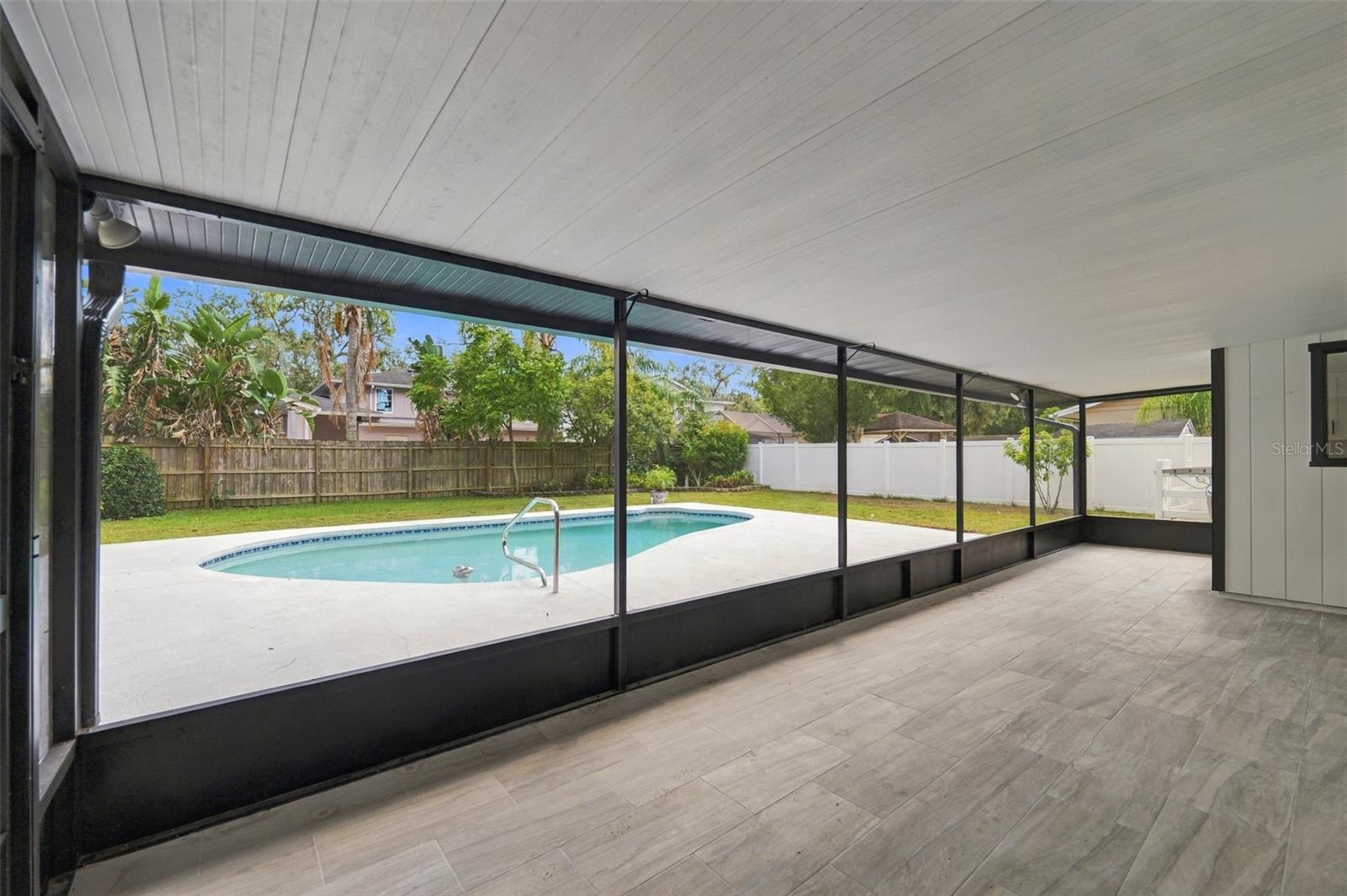 6107 OAK FERN CT