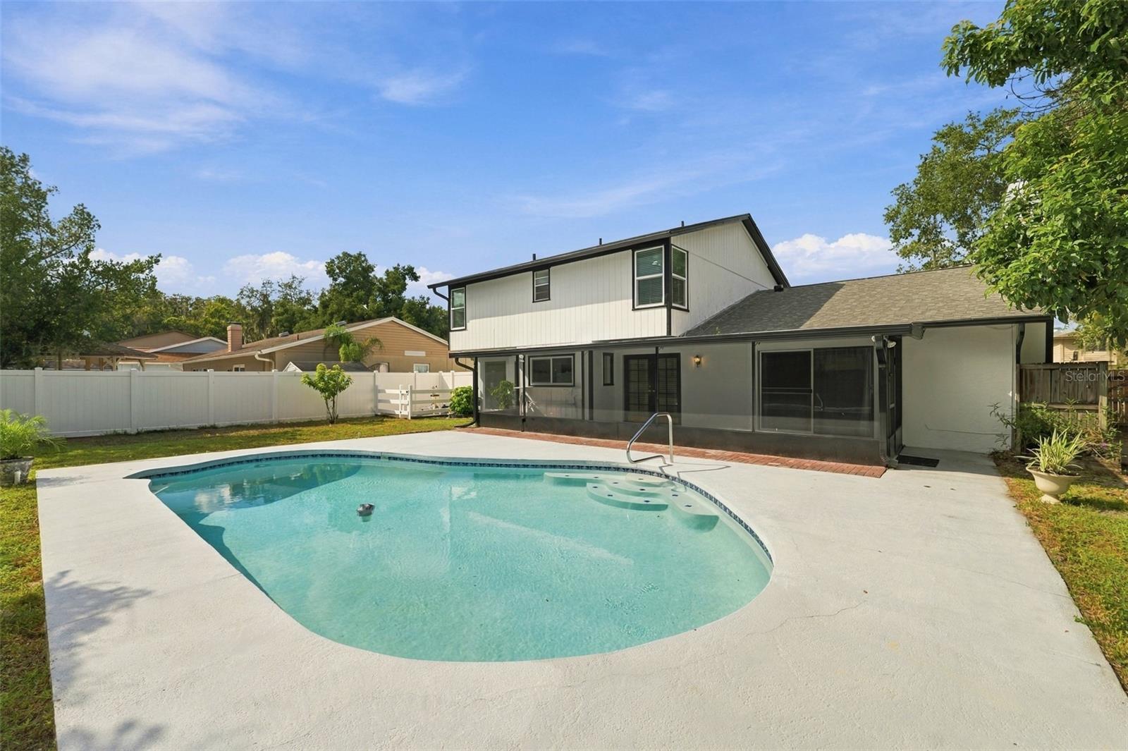 6107 OAK FERN CT