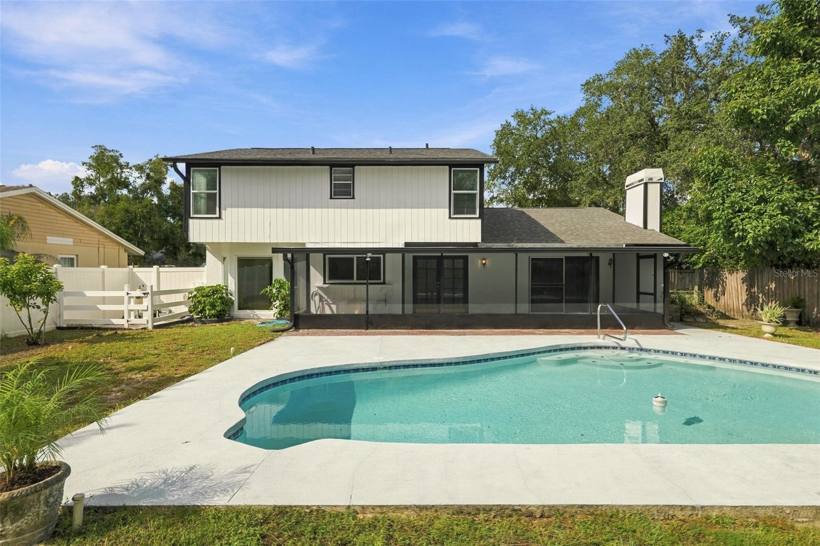6107 OAK FERN CT