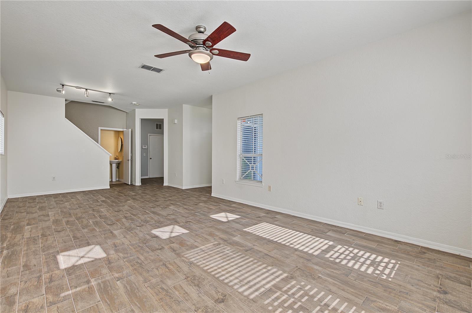 4006 CARROLLWOOD PALM CT
